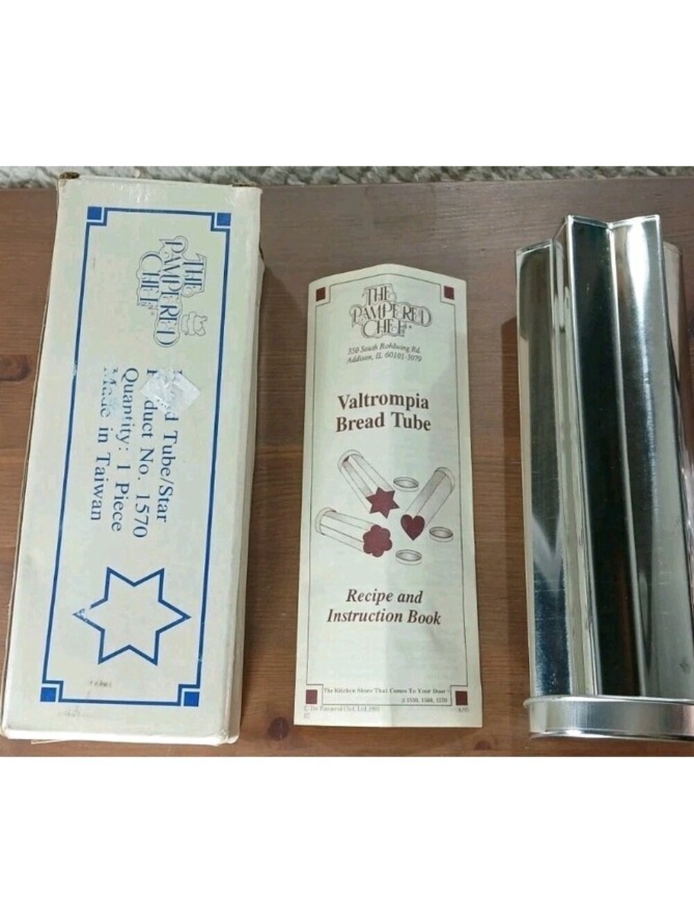 Pampered Chef - Valtrompia Bread Tube Flower Original Box & Instructions VTG 90s